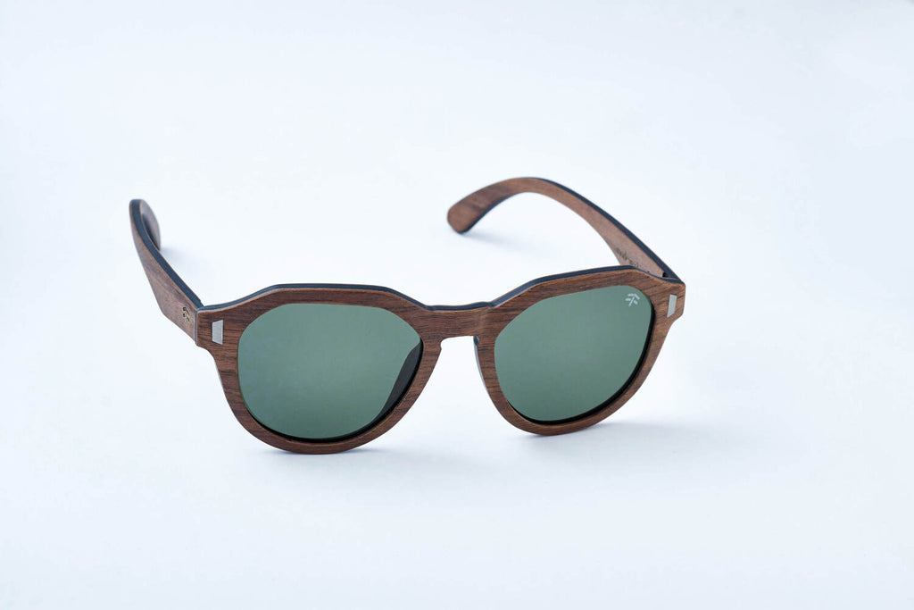 WHITSUNDAY in layered walnut wood