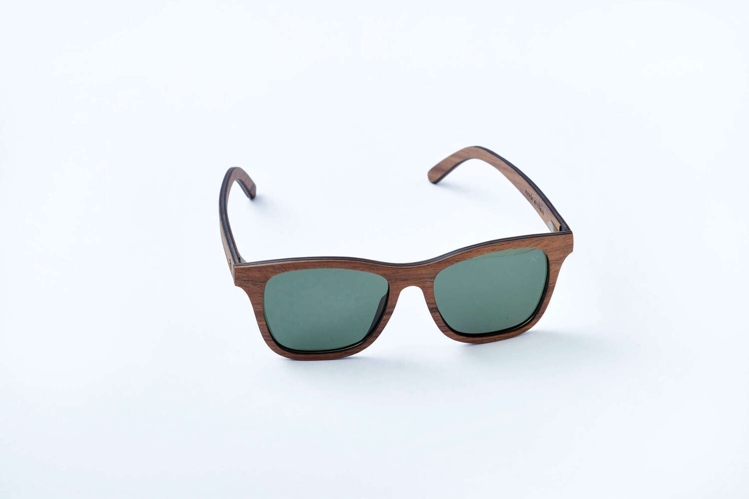 NEVERLAND in layered walnut wood