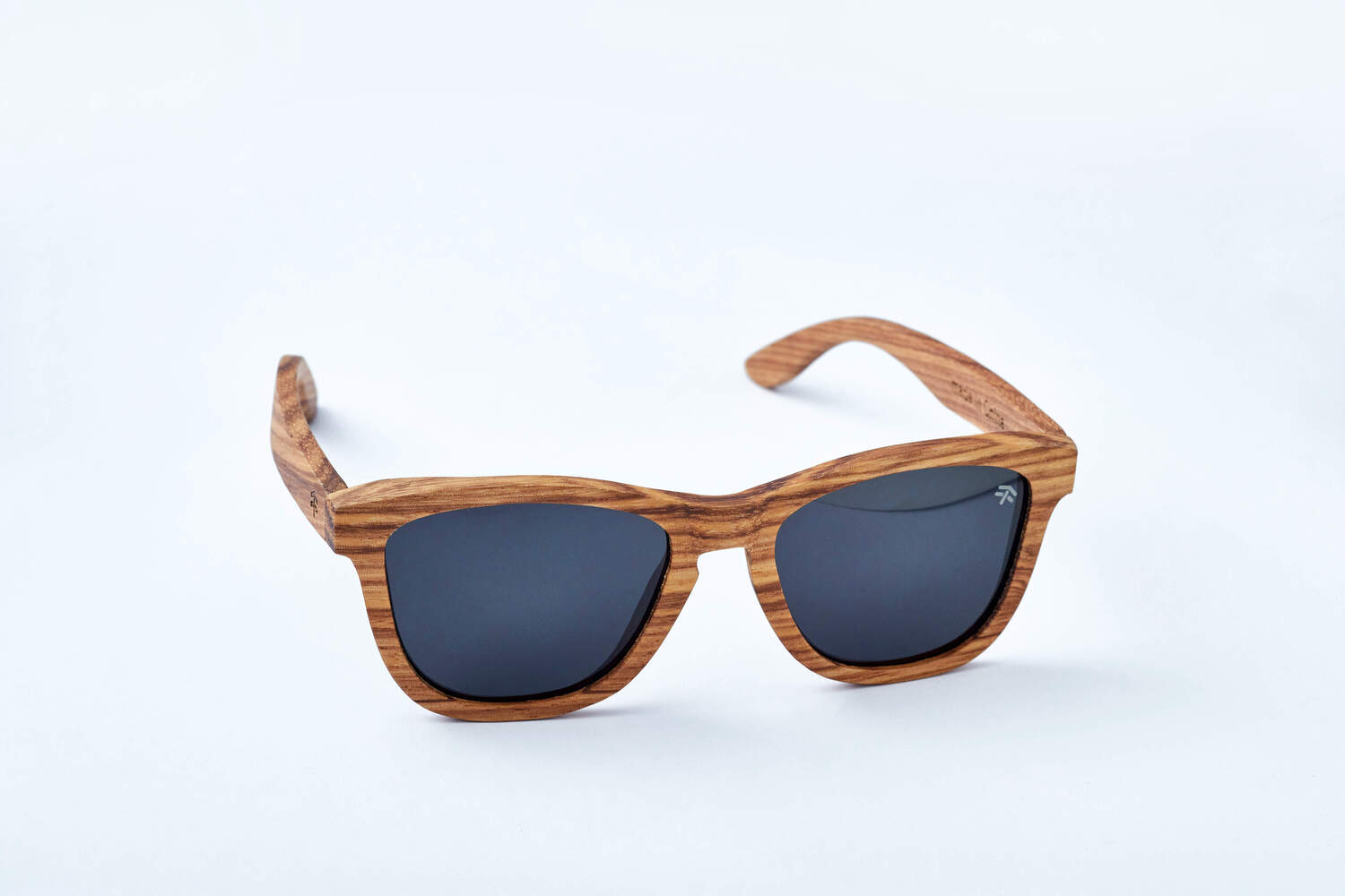 CHESTER in Zebra wood