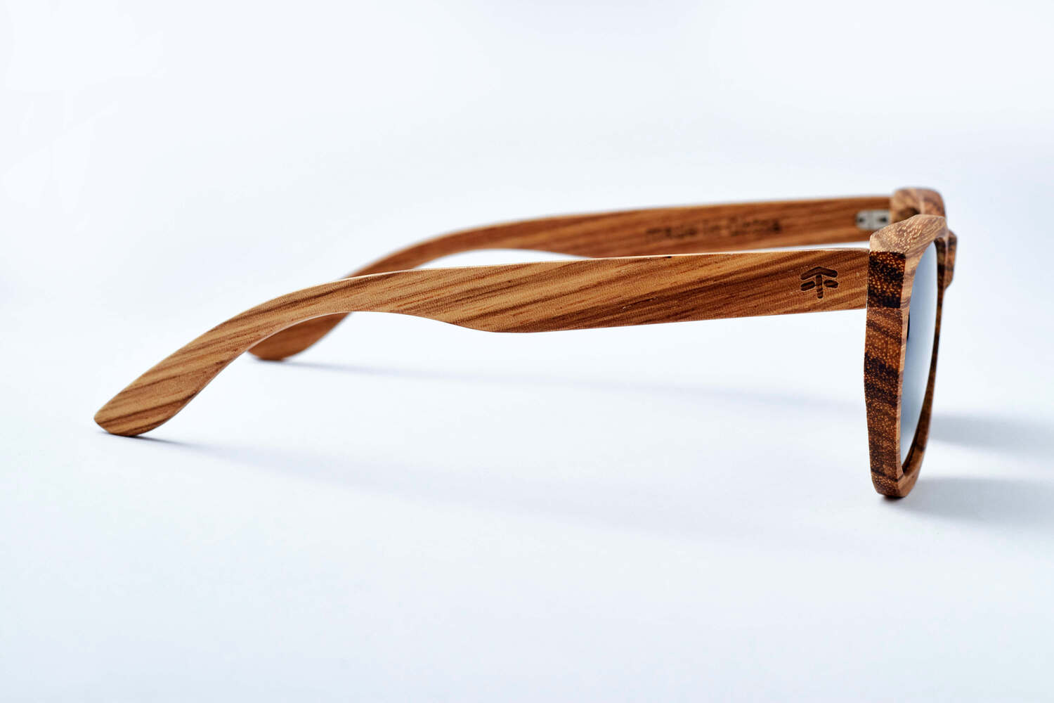 CHESTER in Zebra wood