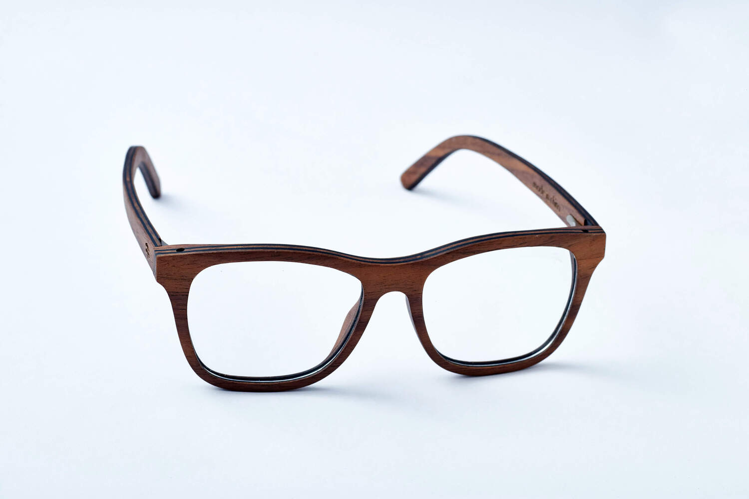 NEVERLAND prescription in layered walnut wood