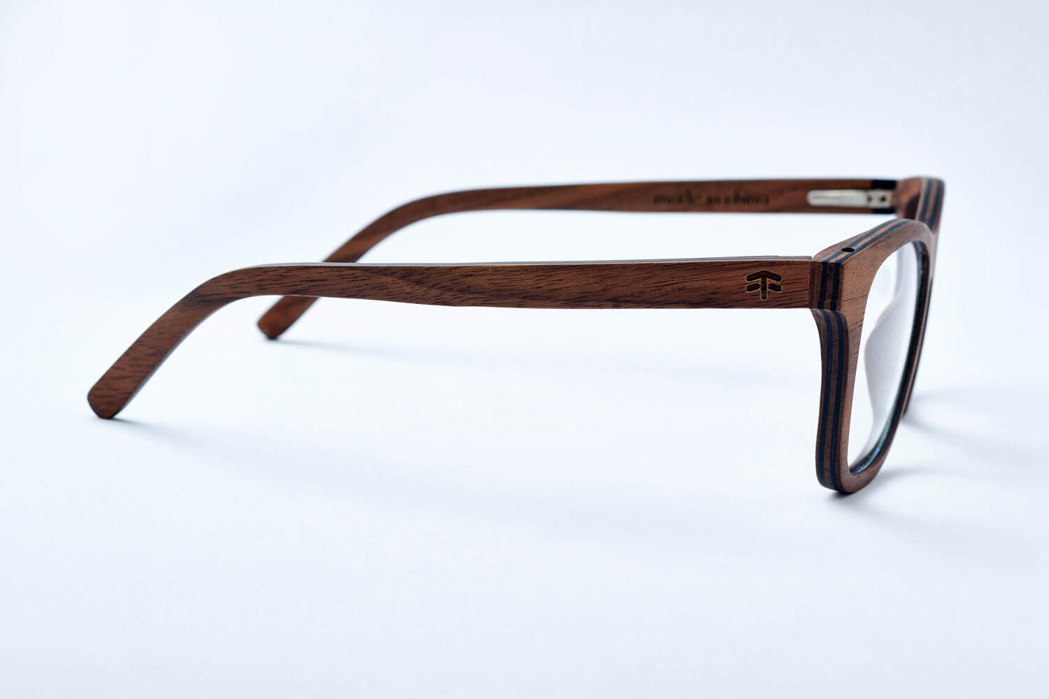 NEVERLAND prescription in layered walnut wood